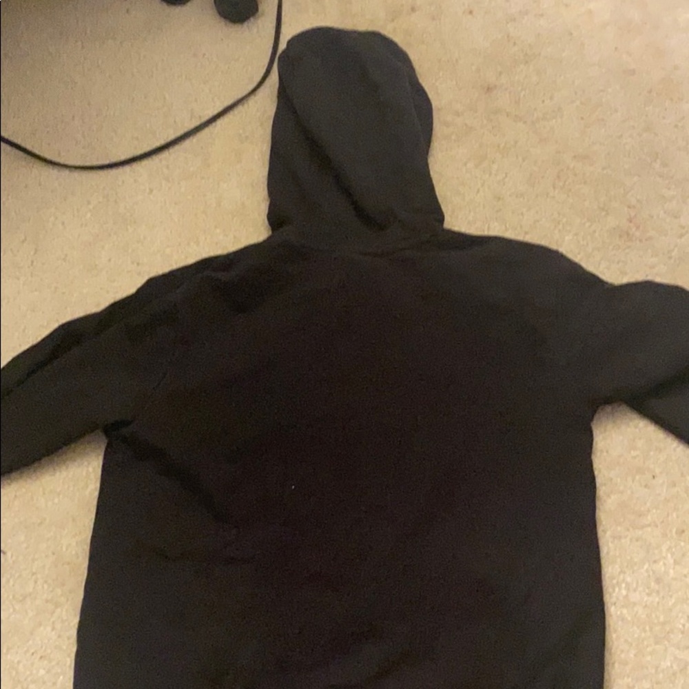 Sweatshirt - Picture 2 of 2